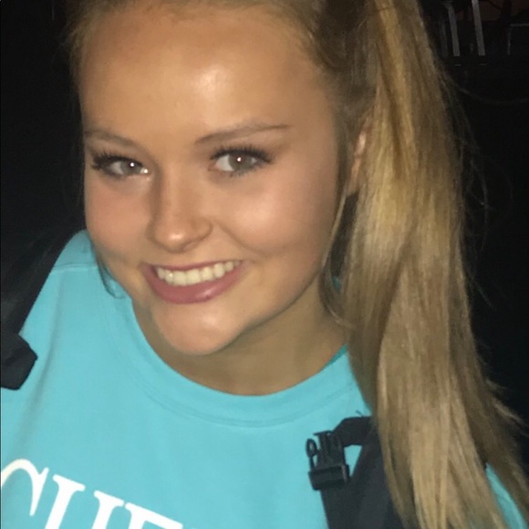 Meet your Posher, Emilie - Picture 1 of 1